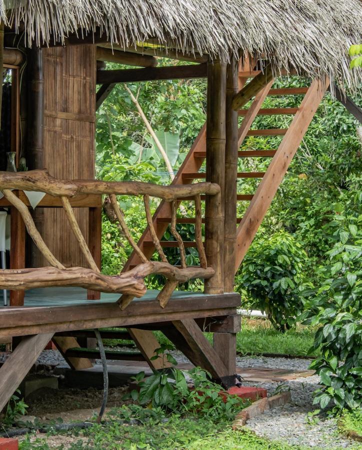 Maracumbo Lodge Mompiche Eksteriør billede