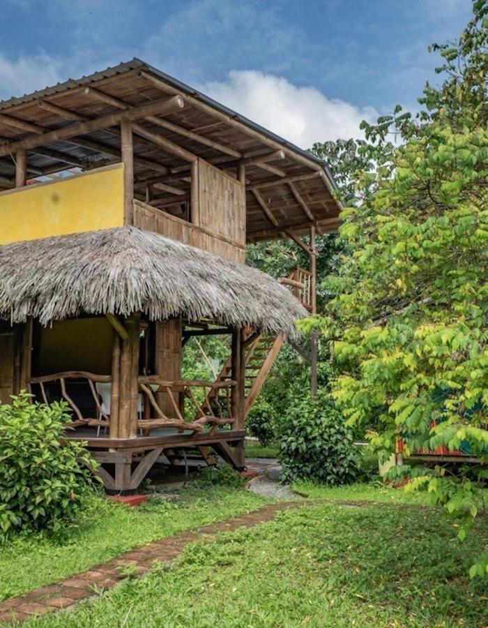 Maracumbo Lodge Mompiche Eksteriør billede
