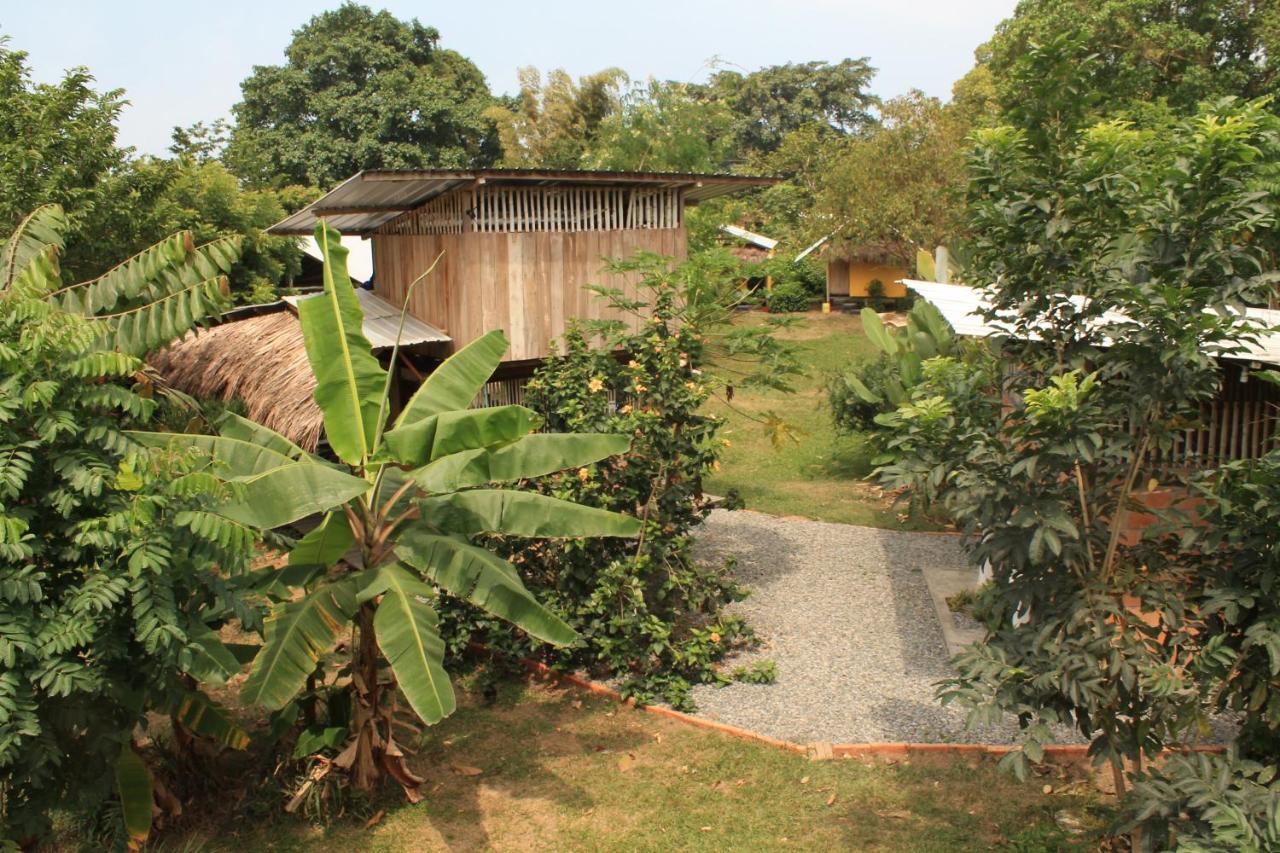Maracumbo Lodge Mompiche Eksteriør billede